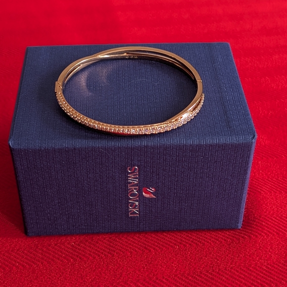 Brand New Swarovski Rose Gold Bangle - Picture 2 of 5